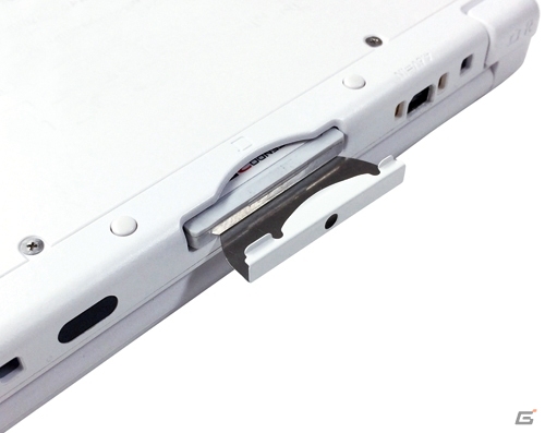 ゲームカードの飛び出しを防ぐ3DS/3DS LL用「プッシュガード」に5種類の新色が登場の画像2