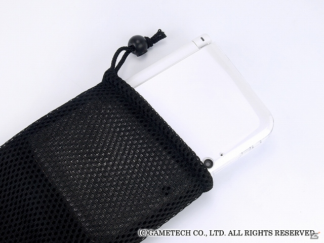上下画面の保護カバーやクリーニングクロスなど便利アイテム4点のセット―3DS LL用「スターターセット3DLL：ハードタイプ」が発売の画像8