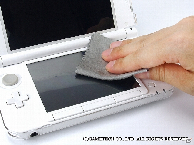 上下画面の保護カバーやクリーニングクロスなど便利アイテム4点のセット―3DS LL用「スターターセット3DLL：ハードタイプ」が発売の画像9