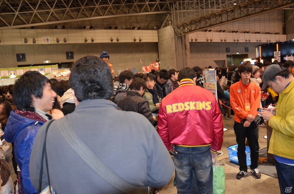 【ジャンプフェスタ2014】ステージでは椿姫彩菜さん、岡本信彦さんとのポケモン勝負も！多彩なバトルが楽しめたポケモンブースを紹介の画像3
