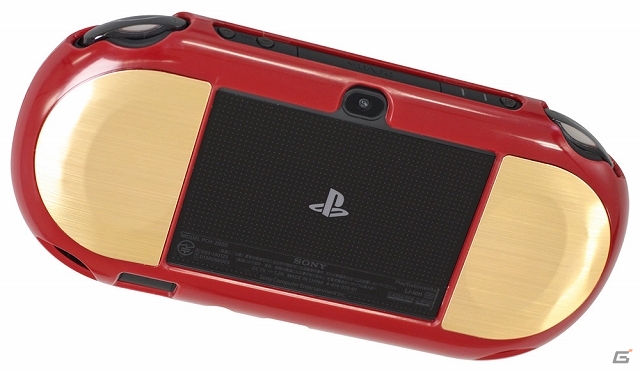新型PS Vitaが懐かしのレトロゲームカラーに早変わり！PS Vita用アクセサリー「レトロフェイスケース（FCレッド）」が12月31日に発売の画像3