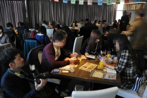 狩りを通して出会いが生まれる！寒波到来中の新宿でアツアツに盛り上がった交流イベント「モンスターハンター4 狩りコン」の様子をレポートの画像26