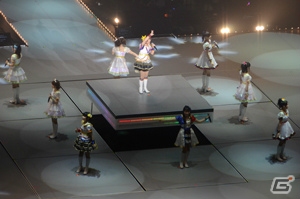 “つなぐ”をテーマに行われた多彩なパフォーマンスの数々―サプライズゲストとして日高愛役・戸松遥さんも登場した「THE IDOLM@STER M@STERS OF IDOL WORLD!!2014」レポートの画像67