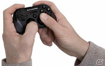 小型・軽量・無線式が魅力のiOS向けゲーミングコントローラー「SteelSeries Stratus Wireless Gaming Controller」が3月26日より発売の画像4