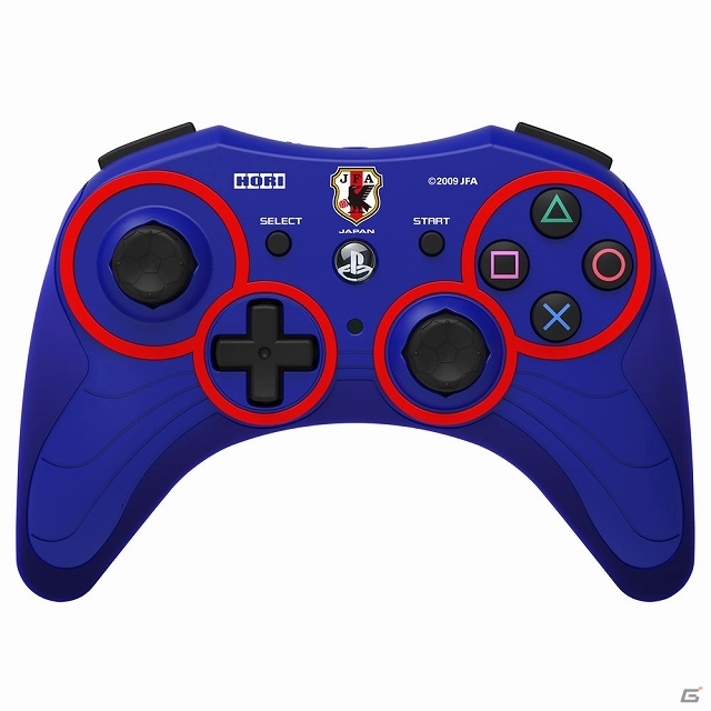 サッカーゲームの操作性に特化したPS3専用コントローラ「サッカーコントローラ Pro.3 サッカー日本代表チームver.」が5月22日に発売予定の画像1