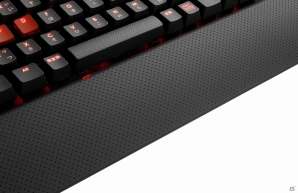 Cherry MX Blueを採用したメカニカルゲーミングキーボード「CORSAIR Gaming Keyboards Vengeance K70」が発売の画像6