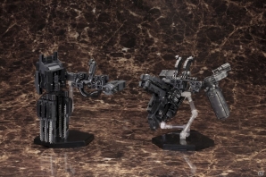 「アーマード・コアV」規格外の武装ユニット“ヒュージキャノン＆グラインドブレード”をセットにした「オーバード・ウェポンセット」が11月発売！の画像1