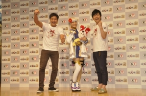 体験版は本日配信開始！麒麟の川島明さん、スリムクラブの真栄田賢さん、椿姫彩菜さんがカゼヌイの討伐に挑戦したPS Vita/PSP「討鬼伝 極」完成発表会をレポートの画像32