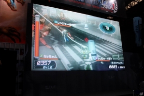 【TGS 2014】EDFの新たな戦力は、まさかの巨大ロボ！実機プレイ満載の「地球防衛軍 メディアブリーフィング」の模様をレポートの画像5