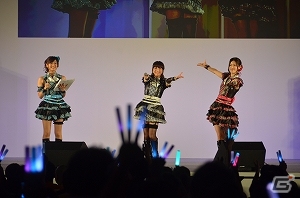 【TGS 2014】「アイドルマスター ワンフォーオール」のカタログ第5号を紹介！カタログ配信楽曲のライブもあった「765プロ、学祭クイーンへの道スペシャル！！」レポートの画像1