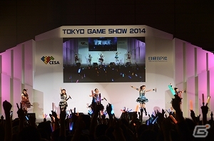【TGS 2014】「アイドルマスター ワンフォーオール」のカタログ第5号を紹介！カタログ配信楽曲のライブもあった「765プロ、学祭クイーンへの道スペシャル！！」レポートの画像29