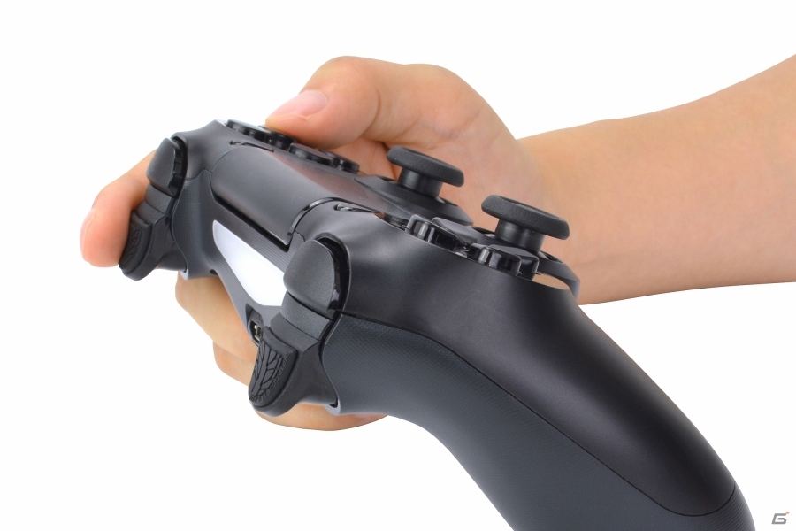 L2/R2ボタンのすべり防止に役立つ！貼って剥がせるPS4用シールアタッチメント「TRIGGER TREADZ」がゲームテックダイレクト限定で販売の画像5
