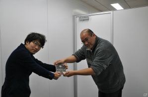 ゾンビが襲来！「バイオハザード HDリマスター」の平林プロデューサーがGamer編集部やってきた！Gamer読者へのプレゼントもの画像12