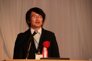 馬場章氏