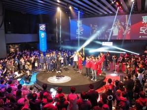 ゲーム界に“翼をさずける”東西対抗戦「Red Bull 5G FINALS」が東京・秋葉原で開催の画像1