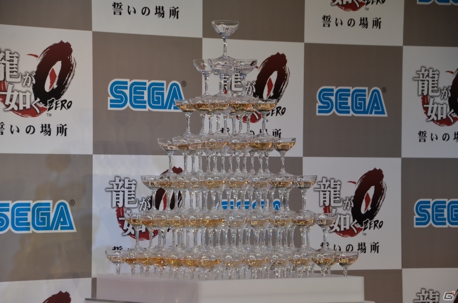 「龍が如く0 誓いの場所」完成披露記者会見をレポート―PS Vita限定刻印モデル&ゲームの一部が遊べるアプリなども発表の画像50