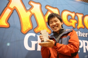 TCG「マジック：ザ・ギャザリング」弱冠21歳の学生が大会を制覇！「グランプリ・静岡2015」イベントレポートが公開の画像1