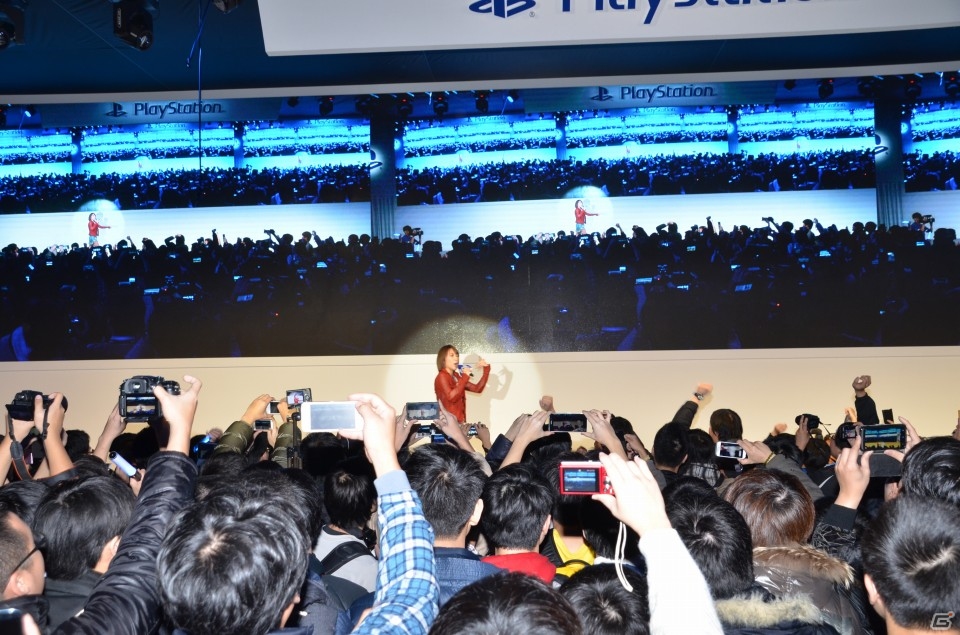 【台北国際ゲームショウ 2015】プロデューサー・二見鷹介氏と蒼井エイルさんが登壇したPS3/PS Vita「ソードアート・オンライン ―ロスト・ソング―」ステージをレポートの画像16
