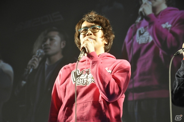 【闘会議2015】声優の菅沼久義さん、ランズベリー・アーサーさんらゲスト陣がキラーマジンガに挑戦。果たして勝敗の行方は？「ドラゴンクエストXTV in ゲーム実況ステージ」レポートの画像2