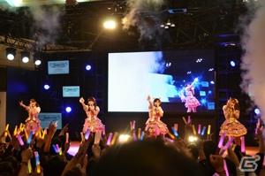 【WF2015冬】「お願い！シンデレラ（ハピハピver.）」や「夕映えプレゼント」も披露された「アイドルマスター シンデレラガールズ/346プロ ワンフェスステージ」をレポート！の画像20
