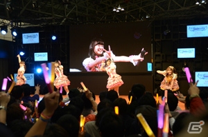 【WF2015冬】「お願い！シンデレラ（ハピハピver.）」や「夕映えプレゼント」も披露された「アイドルマスター シンデレラガールズ/346プロ ワンフェスステージ」をレポート！の画像26