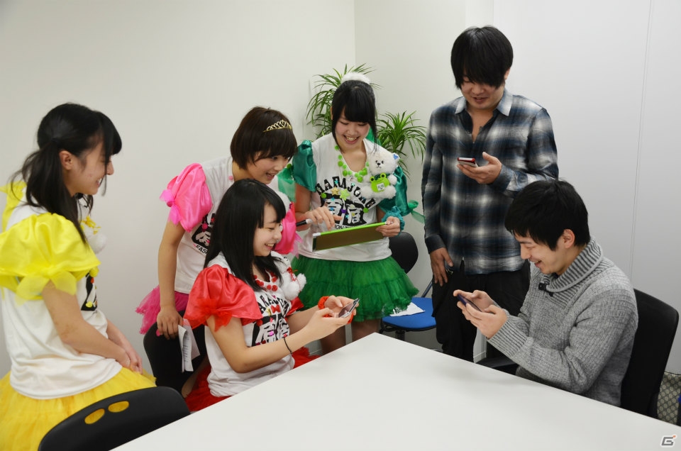 「アイパラ！IDOL PARADISE」コラボレーションを記念してアイドルユニット「神宿」がGamer編集部に来訪！サイン色紙＆チェキをGamer読者にプレゼント！の画像7