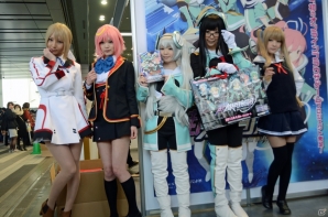 ステージイベントや試遊、企画スペースなど盛りだくさんの内容でおくられた「5pb.祭り2015」の模様をまとめてお届け!の画像23