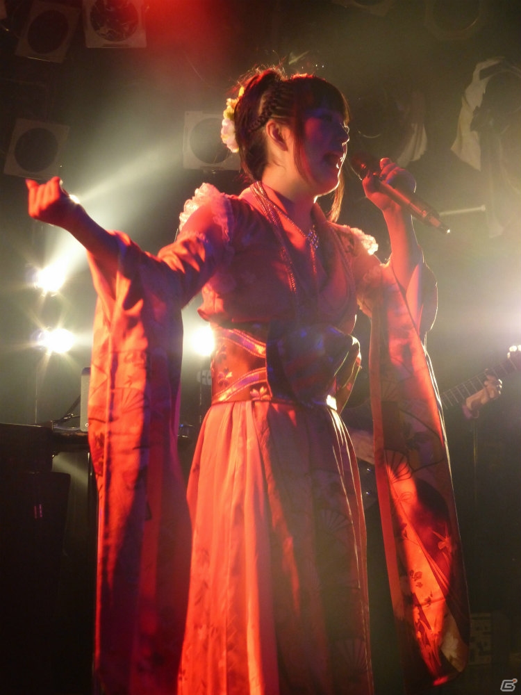 「INTI CREATES FAN FESTA 2015」で開催された「蒼き雷霆 ガンヴォルト」のライブイベント「SUMERAGI GROUP PRESENTS MORPHO SUPER LIVE」の模様を紹介の画像8