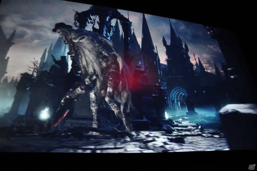 PS4「Bloodborne」完成発表会をレポート―巨大シアタースクリーンを使ったデモプレイ＆金子ノブアキさんが挑戦するTV番組も放送決定の画像13
