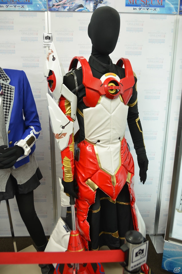 舞台の衣装や設定画などを展示する「PSO2ミュージアム in ゲーマーズ」が開催中！酒井プロデューサーにそのポイントを聞いたの画像10