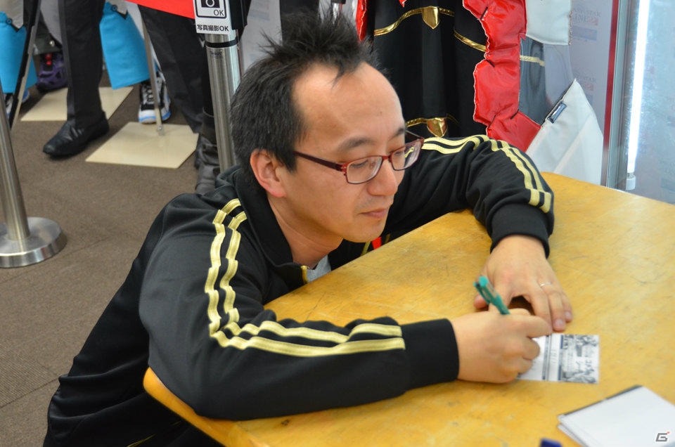 舞台の衣装や設定画などを展示する「PSO2ミュージアム in ゲーマーズ」が開催中！酒井プロデューサーにそのポイントを聞いたの画像25