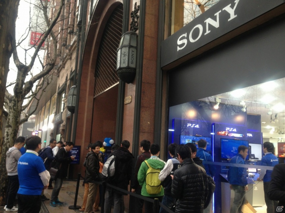 PlayStationの中国ロンチイベントがSony Store 上海淮海路店にて実施―中国でPS4/PS Vitaの販売がスタートの画像1