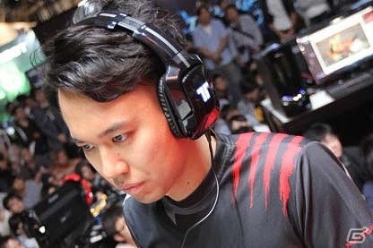 「ウルトラストリートファイターIV」ウメハラさん、ときどさん、マゴさんら日本人選手6名が出場する世界大会「Red Bull Kumite」が3月28日に開催！の画像3