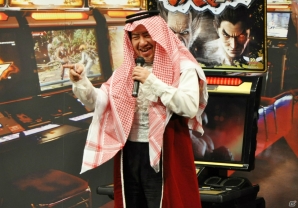 シャヒーンのコスプレをしたアメザリの平井さんが登場！？「鉄拳20周年プロモーションイベント第三弾」の模様をレポートの画像10