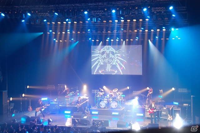 声優＆アーティスト陣が集結したライブ「BLAZBLUE MUSIC LIVE 2015」を取材―「ぶるふぇす 2015 あるてぃめっと☆さま～！」の開催発表も飛び出した！の画像3