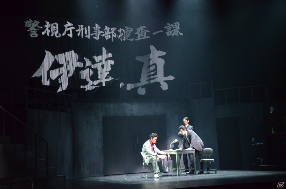 回復アイテムを使う演出も忠実に再現！漢たちの熱い生き様を描いた舞台「龍が如く」のゲネプロをレポートの画像13