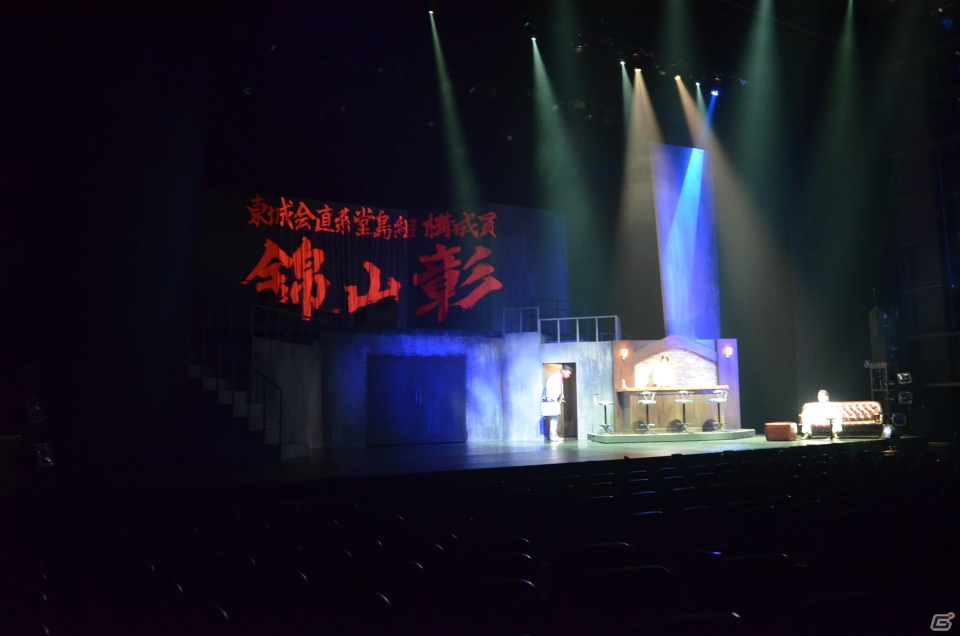 回復アイテムを使う演出も忠実に再現！漢たちの熱い生き様を描いた舞台「龍が如く」のゲネプロをレポートの画像14