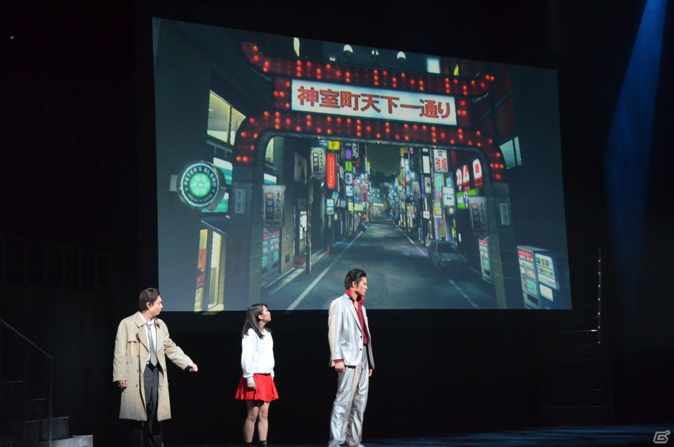 回復アイテムを使う演出も忠実に再現！漢たちの熱い生き様を描いた舞台「龍が如く」のゲネプロをレポートの画像2