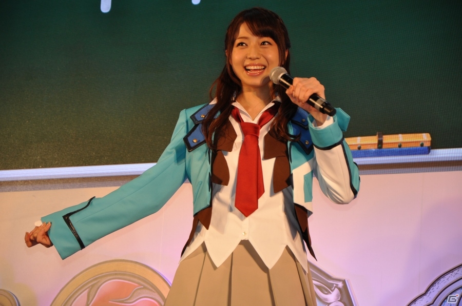 【ニコニコ超会議2015】DMM制作のPC版「ザクセスヘブン リべリオン」も発表！「ザクセスヘブン」超発表会をレポートの画像26