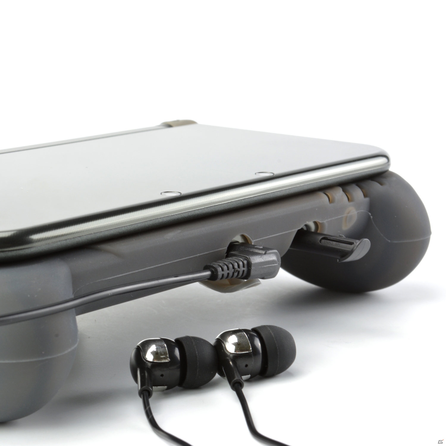 New 3DS LL本体をしっかり保護する「newソフトクリスタルシェル3DLL」「シリコングリップnew3DLL」が発売！の画像14