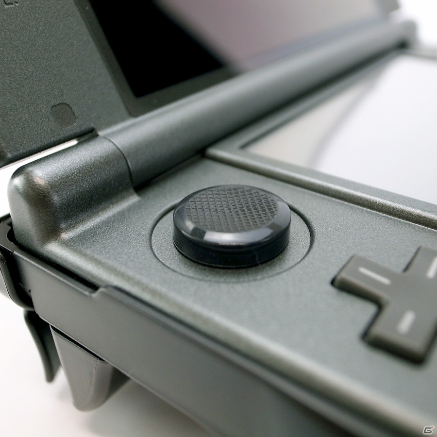 new3DS/3DS LL用「トリガーグリップ」「アシストコンボセット」が発売！PS4コントローラ用「バッテリーパック4」も登場の画像10