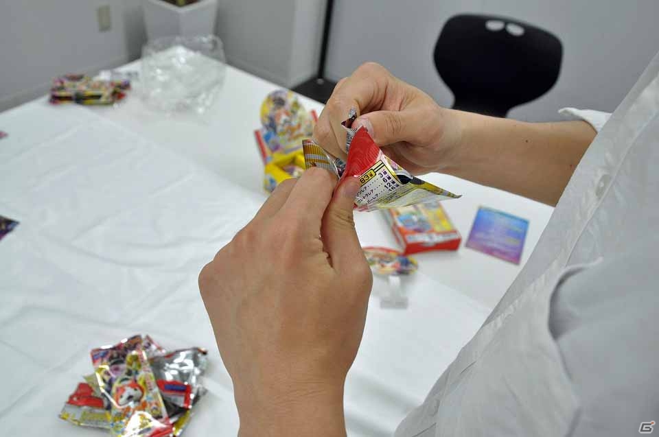 TCG「妖怪ウォッチ とりつきカードバトル」使って楽しいカードがいっぱい！新ブースター「新たなる出会い」をブースタードラフトで遊びましたの画像3