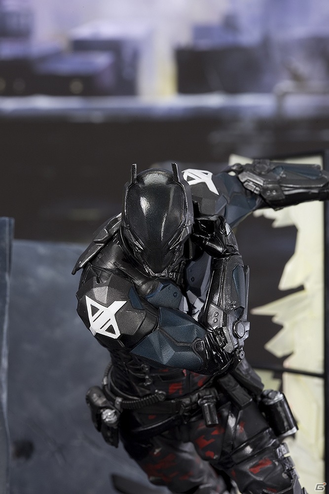 「バットマン：アーカム・ナイト」主人公・バットマンとヴィランであるアーカム・ナイトがアクションポーズで立体化！の画像3