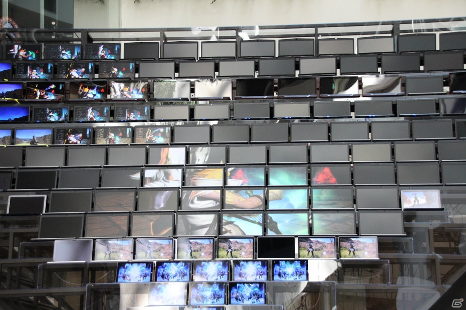 「FFXIV: 蒼天のイシュガルド」TVCM連動イベントがお台場シネマメディアージュ内で開催中！祖堅氏による生ピアノ演奏サプライズ＆音楽についてのインタビューも！の画像8