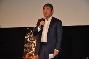 PS4「バットマン:アーカム・ナイト」発売記念イベントをレポート―篠崎愛さんがキャットウーマンのセクシー衣装に身を包んだ!の画像2