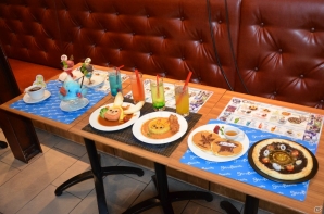 「ファンタシースターオンライン2」と「スイーツパラダイス」によるコラボカフェ「PSO2アークスカフェ」の発表会をレポートの画像16