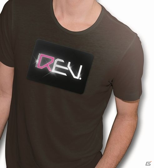 音楽ゲーム「crossbeats REV.」のプライズが8月上旬に投入―音に合わせて光るTシャツに注目！の画像1
