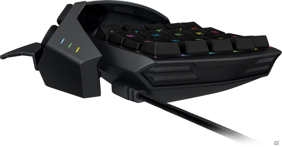 Chromaライト機能を搭載したゲーミングキーパッド「Razer Orbweaver Chroma」が発表の画像4