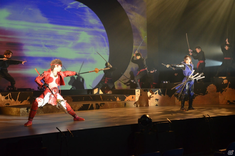 スタイリッシュな殺陣シーンに注目！舞台「戦国BASARA vs Devil May Cry」のゲネプロをレポートの画像15