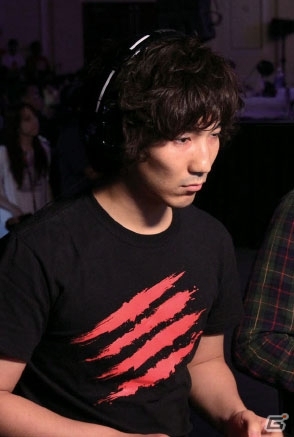 ウメハラ選手、ときど選手、マゴ選手も参戦！「東京ゲームショウ2015」にてカプコンプロツアー認定プレミアム大会「ウルIV日本大会」が開催の画像1